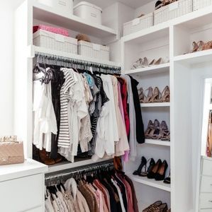 Meet your Posher, Laura